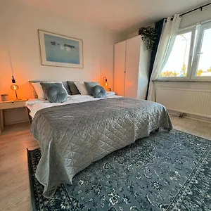 So Easy Stay, Malmo